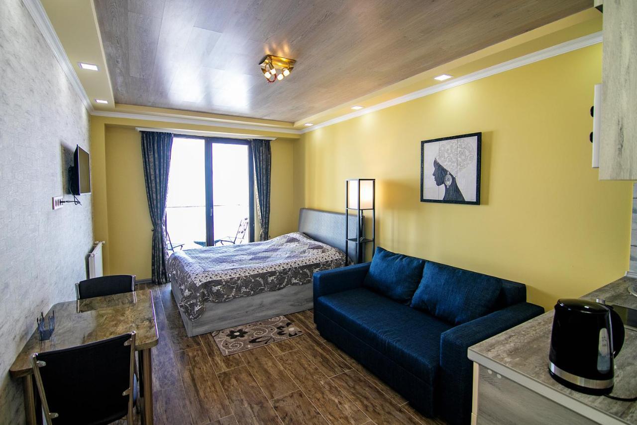 דירות Cozy Studio In New גודאורי מראה חיצוני תמונה