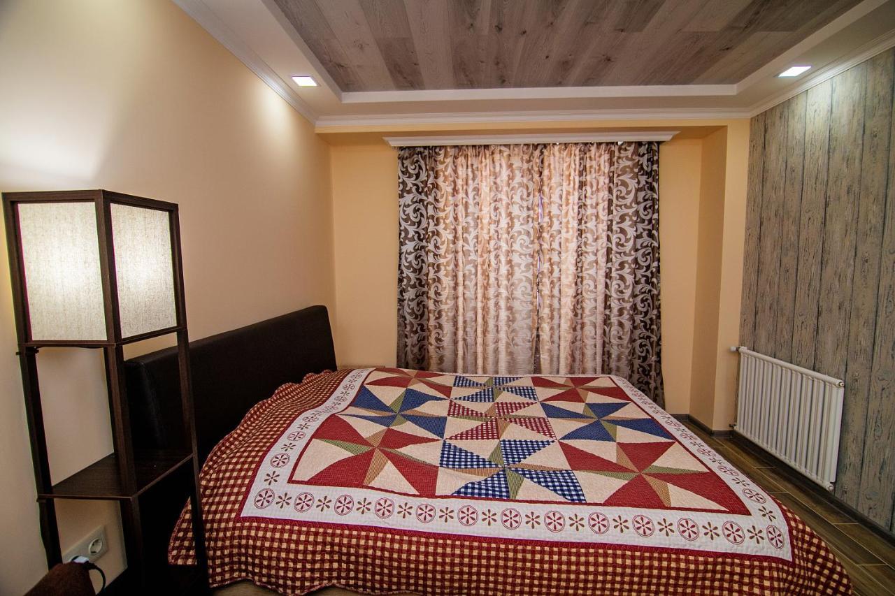דירות Cozy Studio In New גודאורי מראה חיצוני תמונה